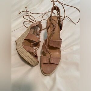 Wedge platform lace-up sandals size 8 blush suede EUC